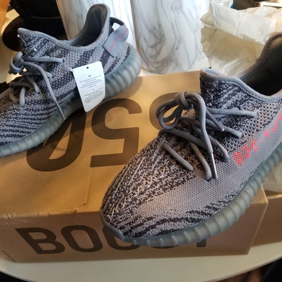 Meet your Posher, Christie - Picture 1 of 1